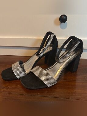 GEM - chunky black heels with silver rhinestones 🖤